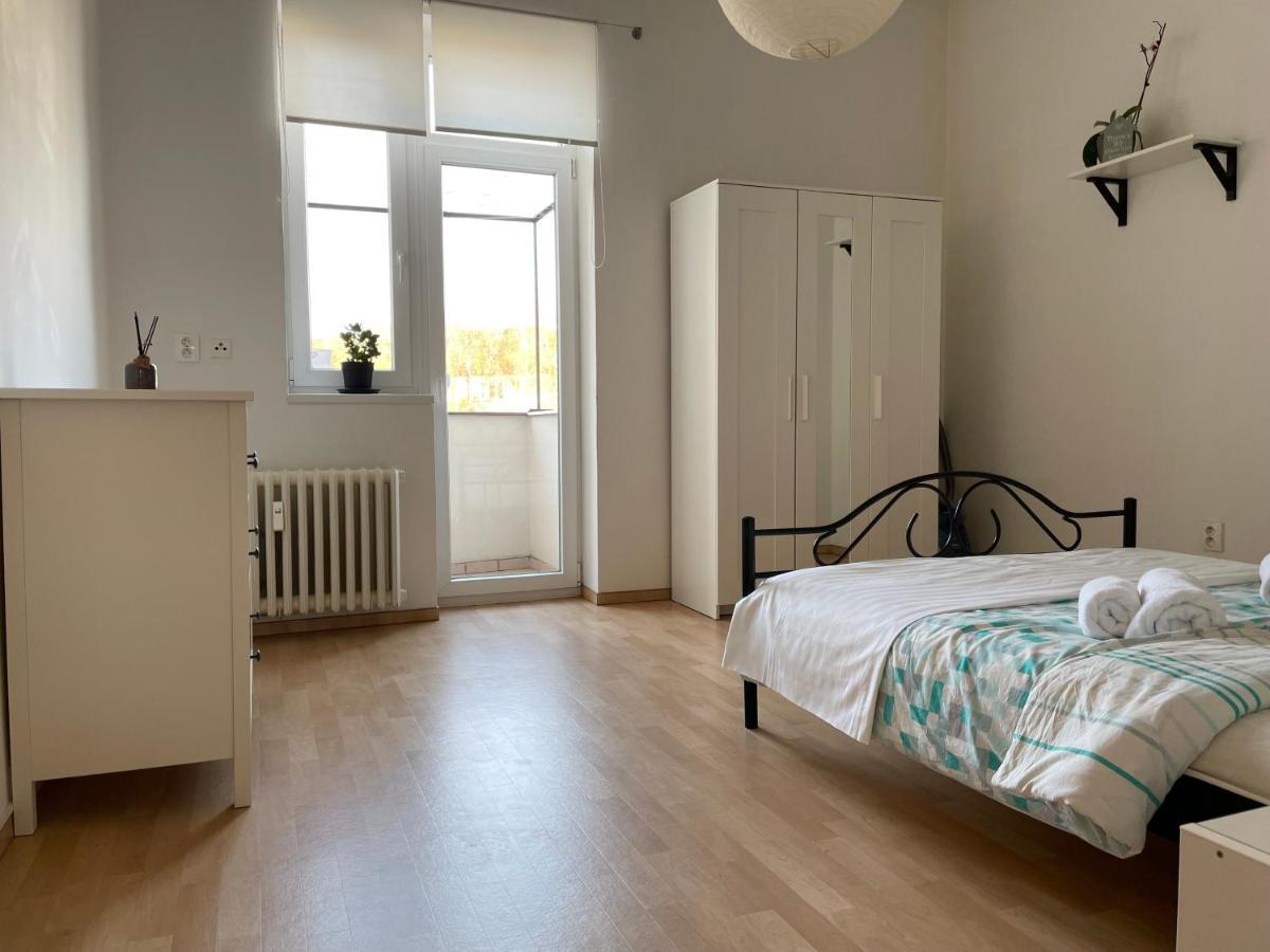 Cozy Apartment Near The City Center Hradec Králové Zewnętrze zdjęcie